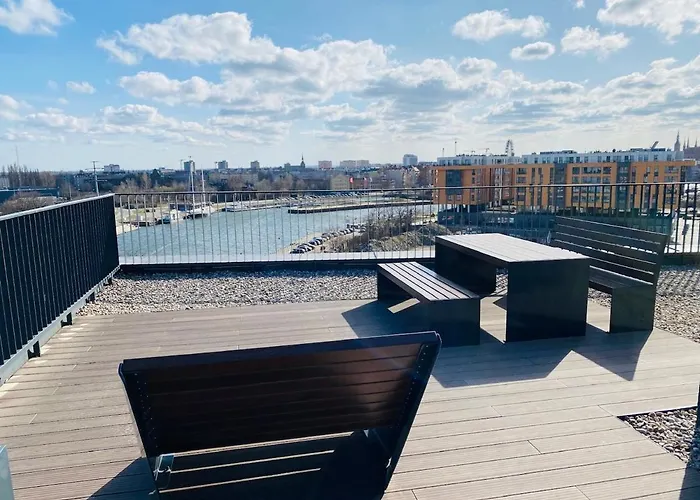 Apartamenty S&S Chlebova Gdansk Z Widokiem Na Rzeke Motlawe, Stare Miasto